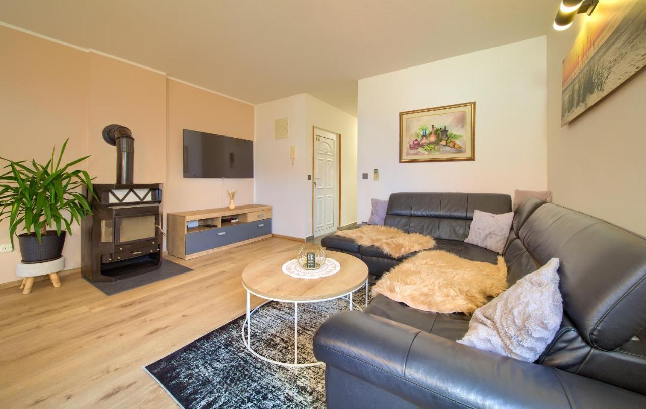 Appartment Mia Krk Town Exterior photo