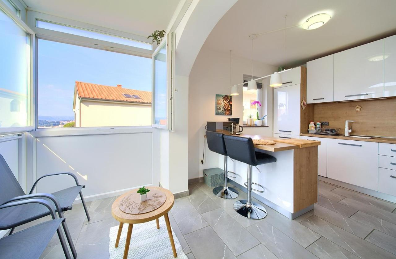 Appartment Mia Krk Town Exterior photo